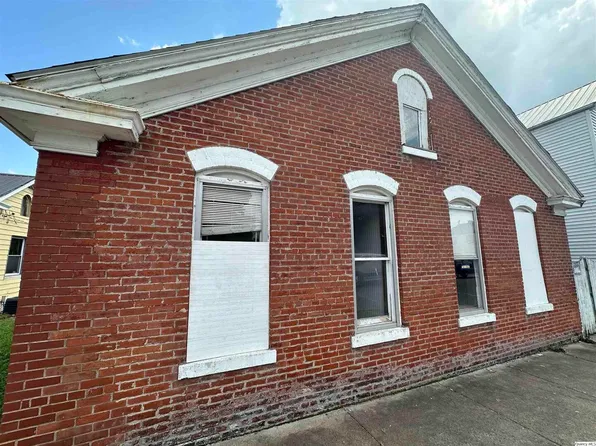 1018 State St, Quincy, IL 62301