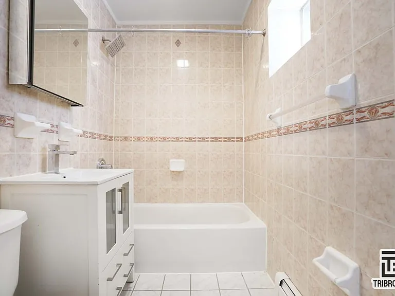 1309 Decatur St #1 — Photo 11