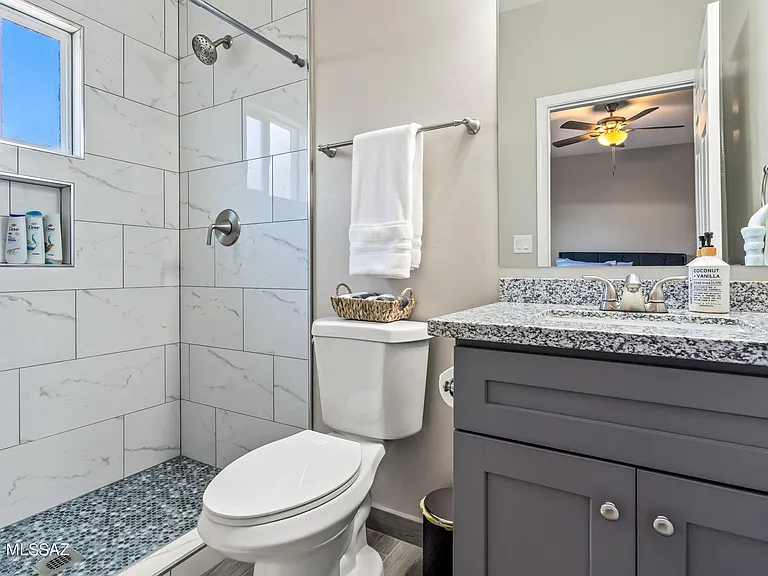 1424 N Richey Blvd #1 — Photo 17