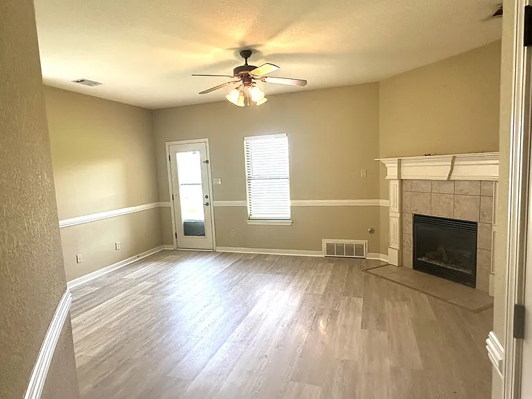 15 Birch Springs Dr — Photo 6