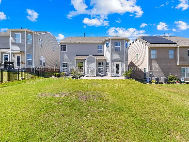 10677 Sky Chase Ave NW — Photo 35