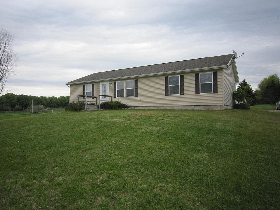 1st image of 1836 County Road 370