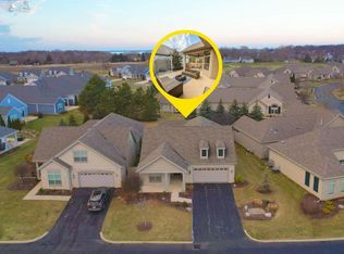 2696 Chateau Dr #38C, Pt Clinton, OH 43452