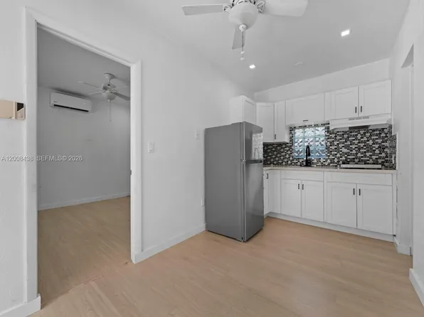 252 E 36th St #A, Hialeah, FL 33013