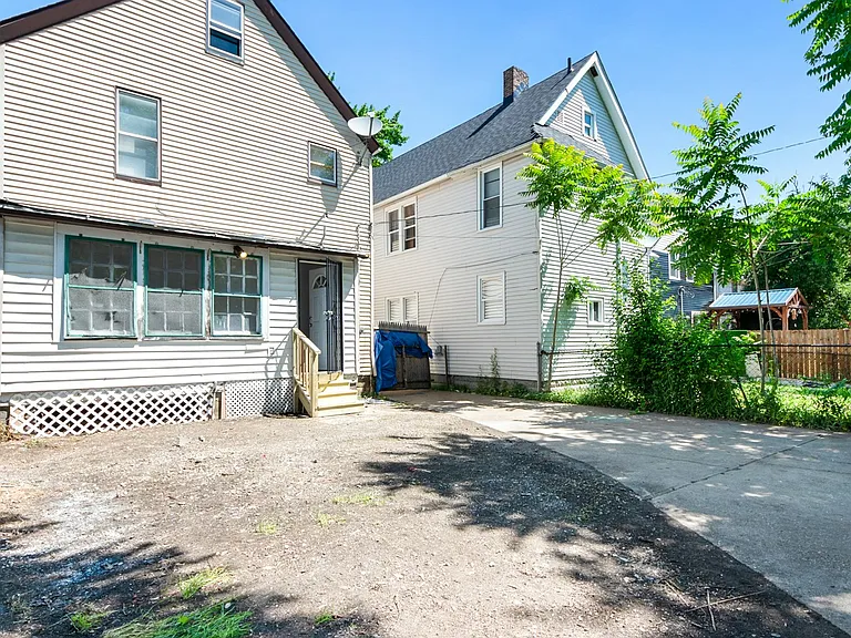 3317 Virginia Ave — Photo 21