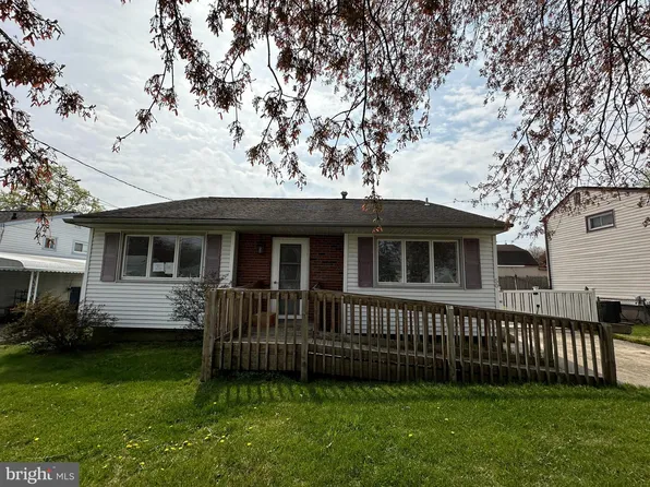 50 E Maple Ave, Bellmawr, NJ 08031