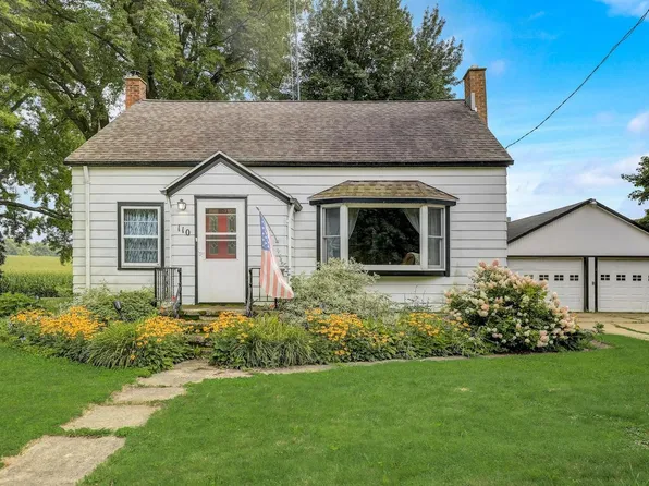 110 2nd Street, Friesland, WI 53935