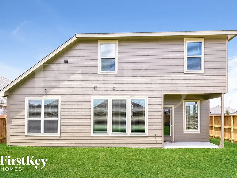 707 Willow Harbor Ln — Photo 15