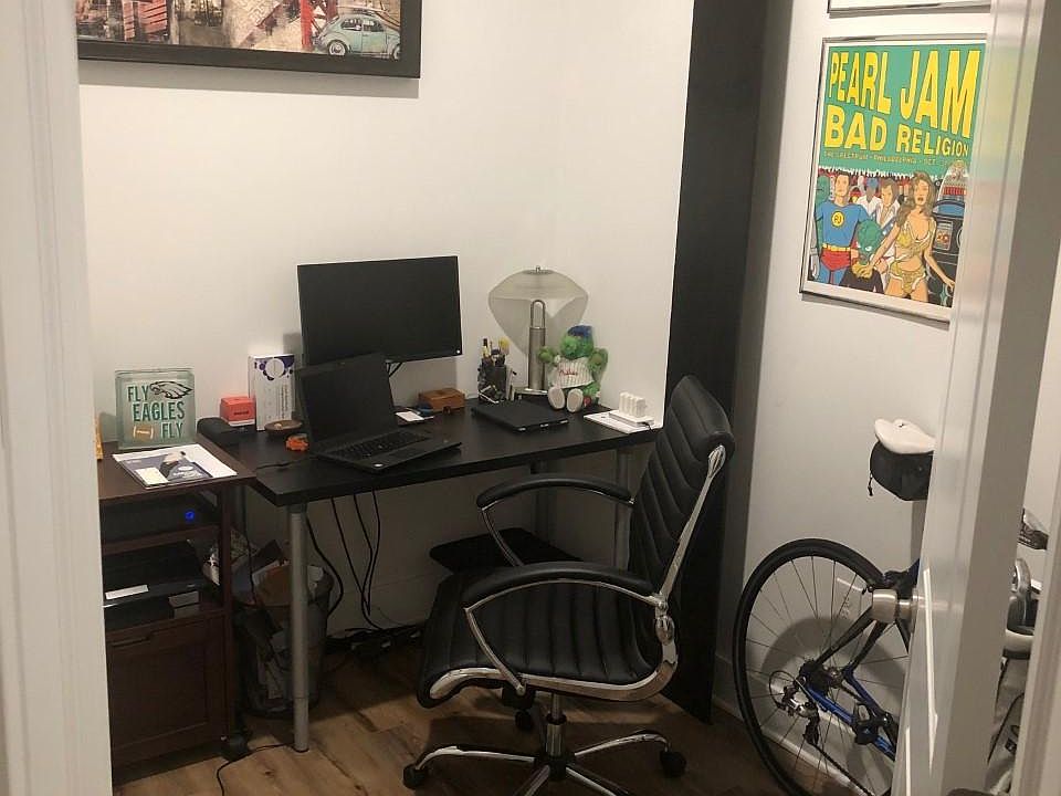 Den/Office/Storage space