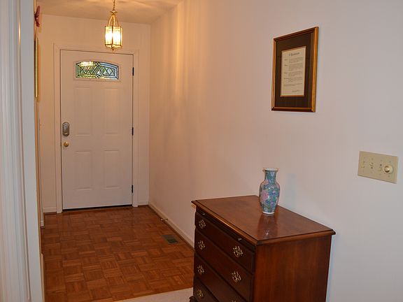 2nd image of 200 Bradford Ln