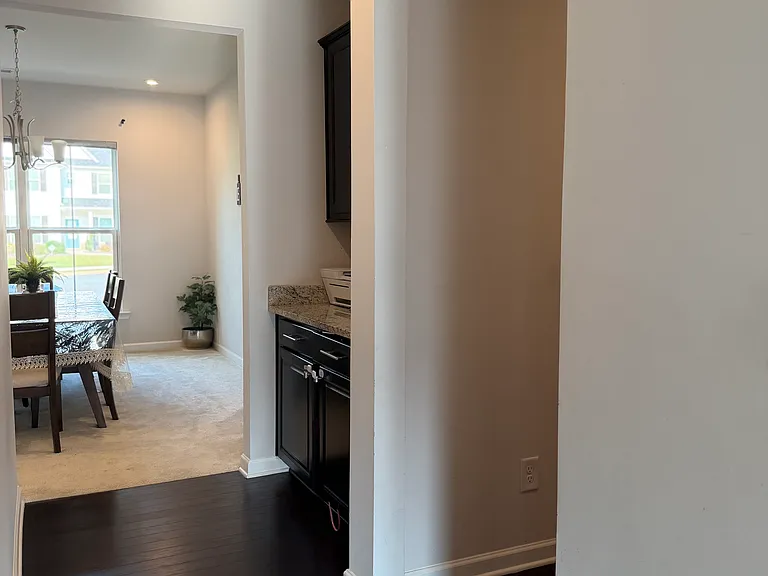 718 Fairway Dr — Photo 15