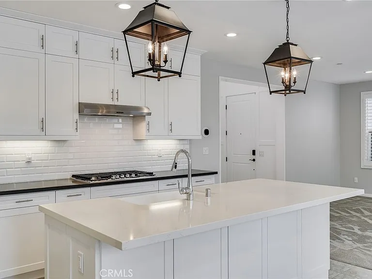 21 Marcar Ln — Photo 9