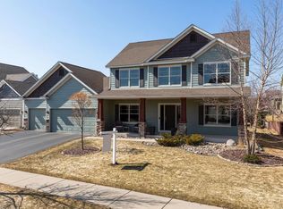 2270 Vermillion Curv, Woodbury, MN 55129