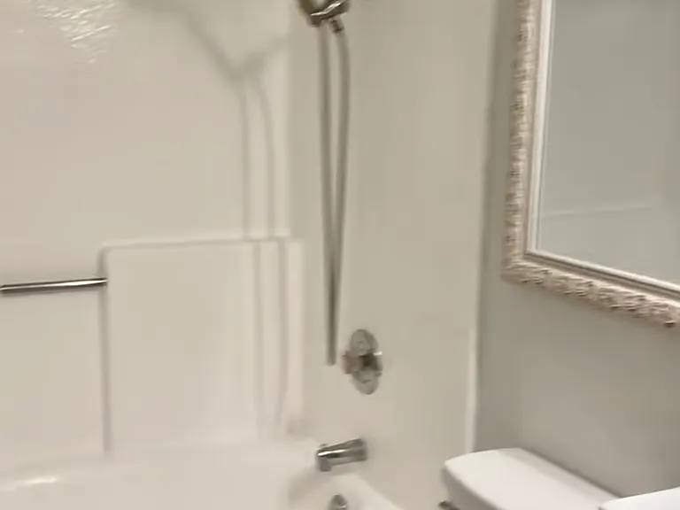 Shower/ tub.