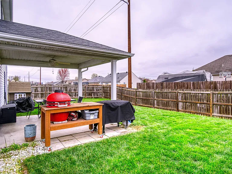 4880 Imperial Dr — Photo 40