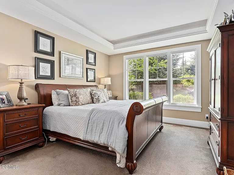 520 E Mission Dr — Photo 8