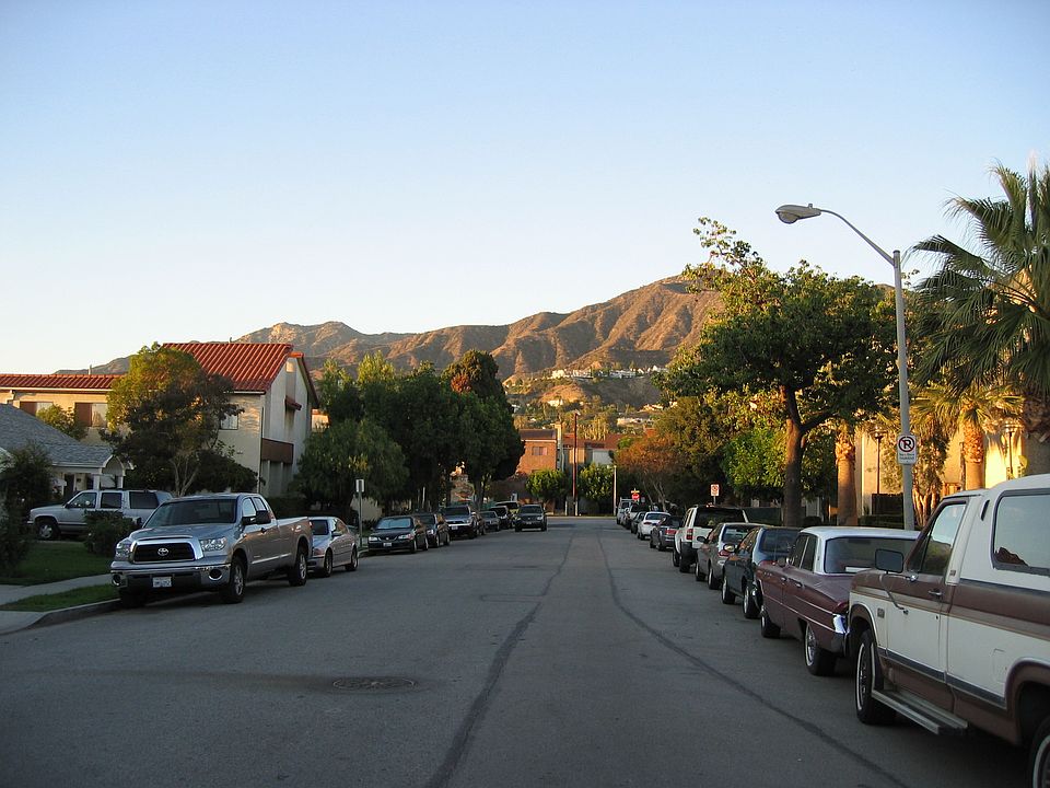 1st image of 1125 Melrose Ave