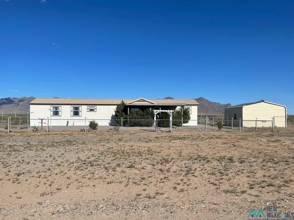 13685 Cardinal Rd SE, Deming, NM 88030