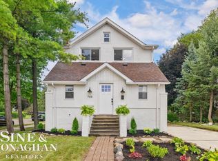768 Pinecrest Dr, Ferndale, MI