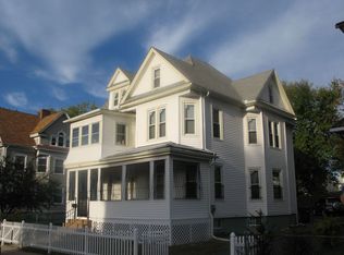 39 Mapledell St, Springfield, MA 01109