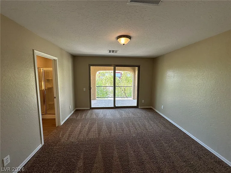 11905 Alava Ave — Photo 10