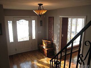 4th image of 12 Naples Ln