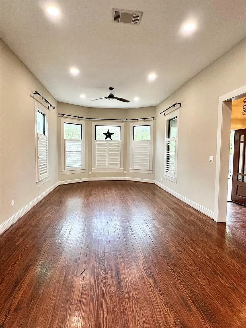 3 bed, 2.0 bath, 1546 sqft, $2,500 — Photo 4