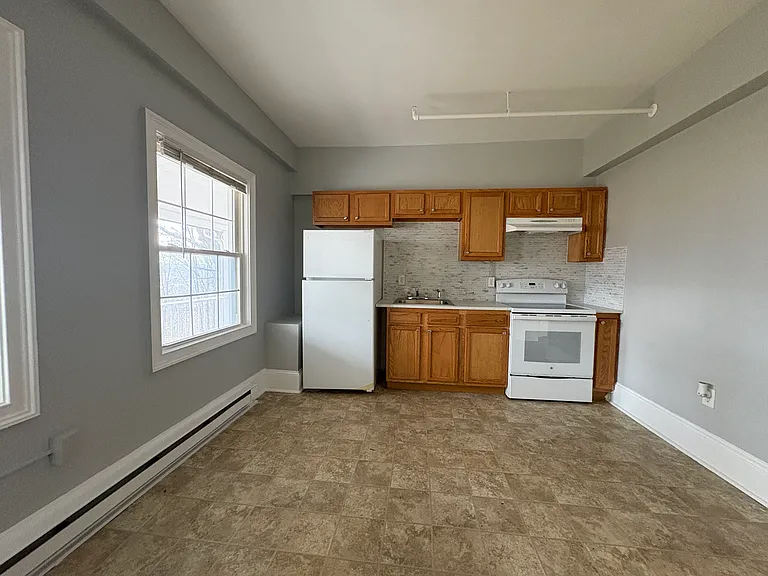 59 Plaza Ave #1CC — Photo 3