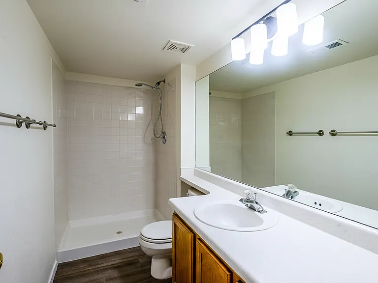 8302 Cooper River Dr — Photo 14