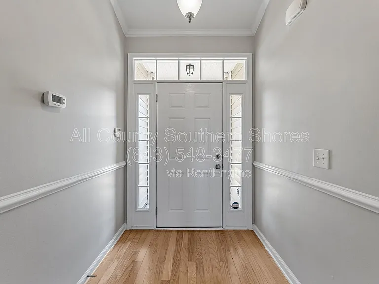 264 Viareggio Rd — Photo 4