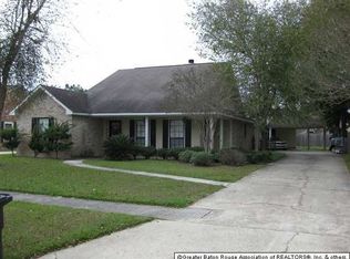 15145 Woodlore Dr, Baton Rouge, LA 70816
