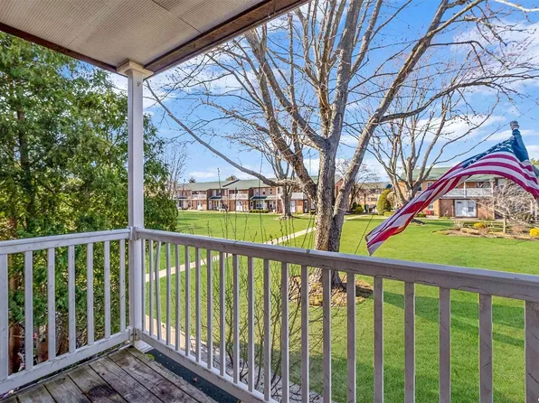 155 Artist Lake Drive #155, Middle Island, NY 11953