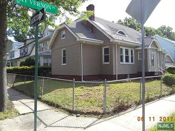 3rd image of 258-260 Ellery Ave