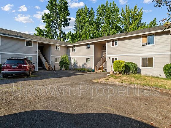 3rd image of 12180 SW Calico Ct APT G