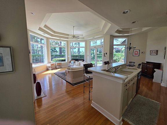4th image of 55 Santa Maria Dr