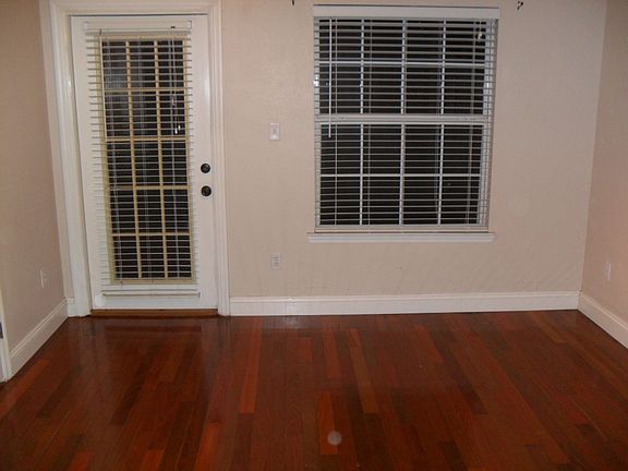 4th image of 3063 Royal Palm Way