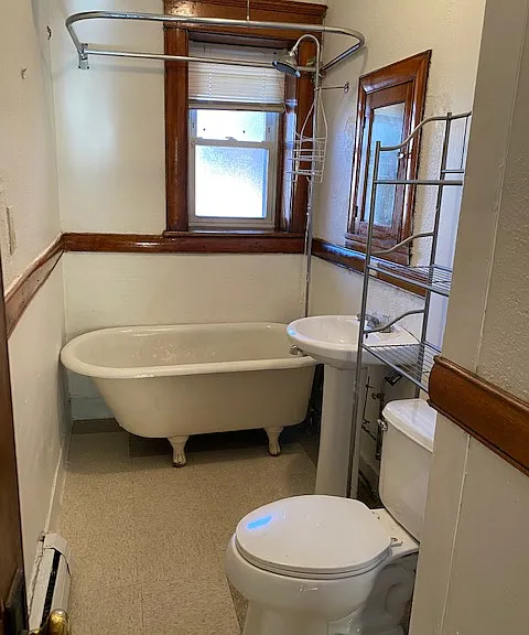23 Essex St #2L — Photo 16
