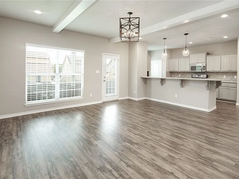 3433 Summerway Dr — Photo 7