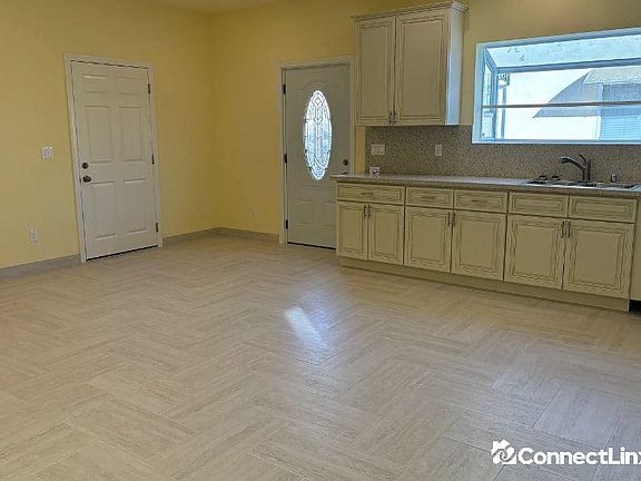 4th image of 1139 W 81st Pl