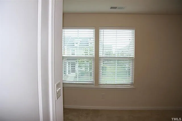 1012 Semora Ln — Photo 22
