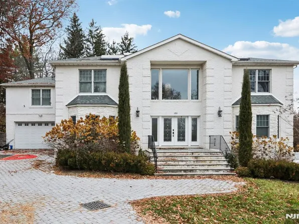 680 Soldier Hill Rd, Oradell, NJ 07649