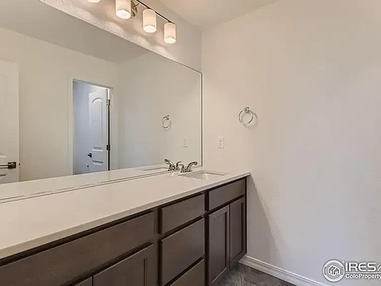 6440 Rolling Creek Dr — Photo 18