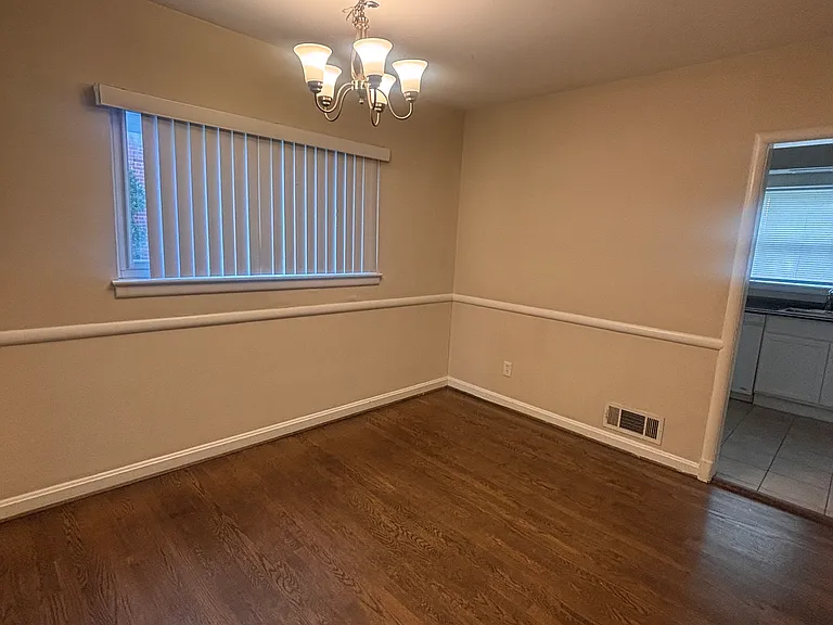 11203 Dodson Ln — Photo 24