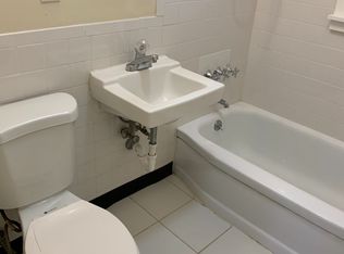 23 Glenwood Ave APT D, Poughkeepsie, NY 12603