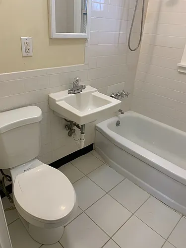 23 Glenwood Ave Photo 1