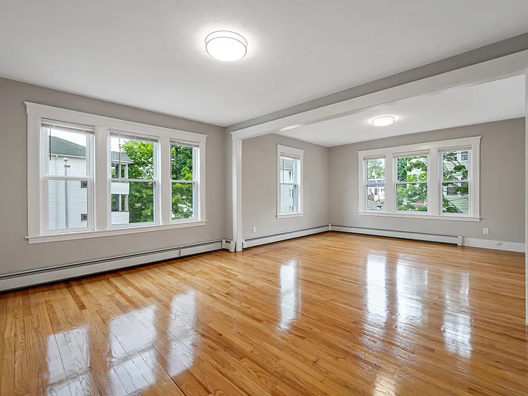 193 Ingleside Ave #1 — Photo 2