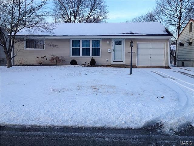 1st image of 6421 Kingsway Dr