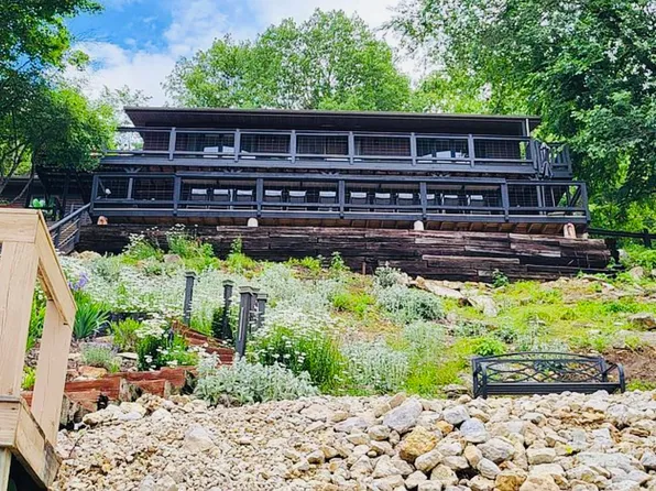 25798 225th Ave, Delhi, IA 52223