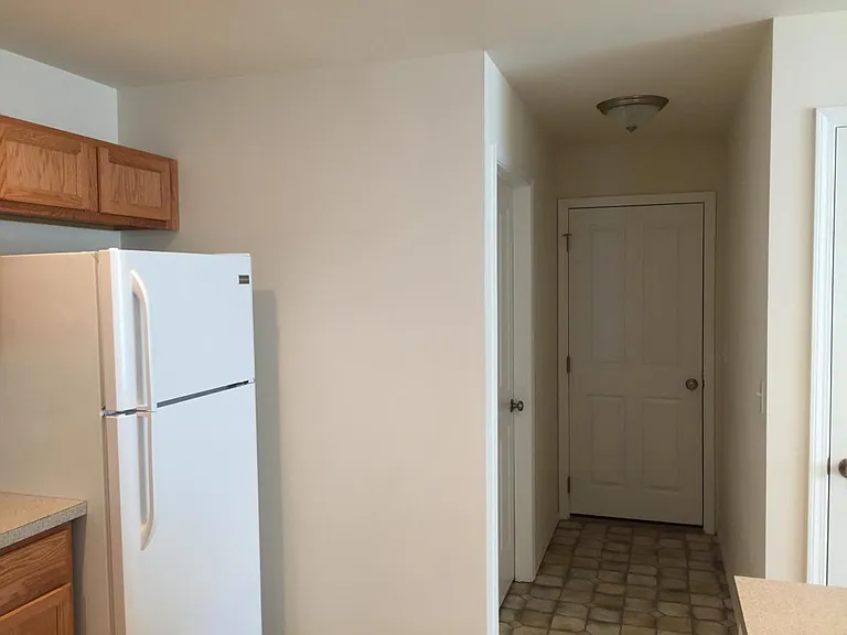 1608 W Plath Ave — Photo 4