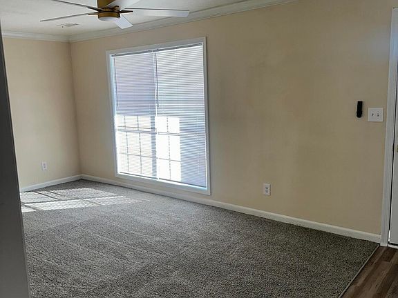3rd image of 1731 Park Circle Dr